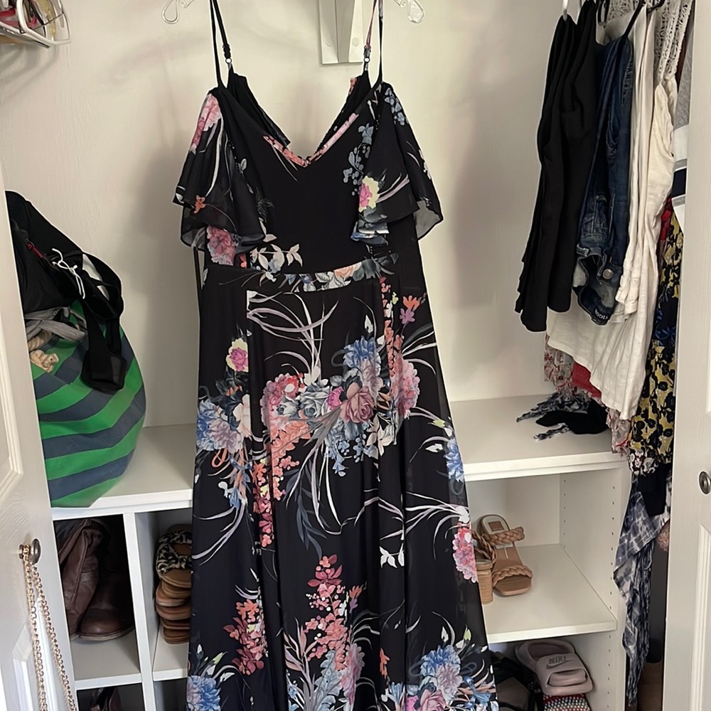 City Chic Flourish Cold Shoulder Maxi Dress